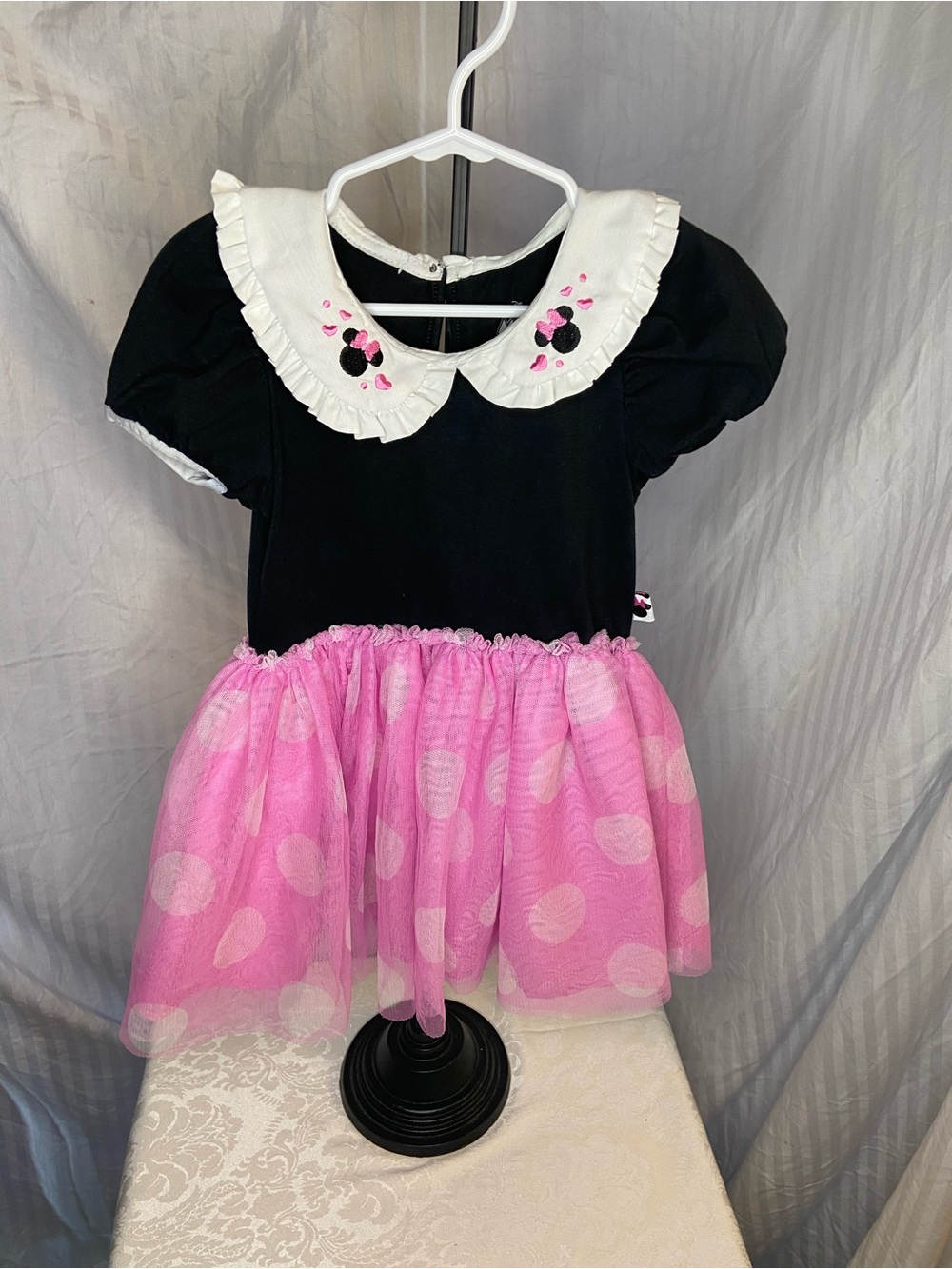 Disney Black & Pink Polka Dot Tutu Dress with White Ruffled Collar Size 3T